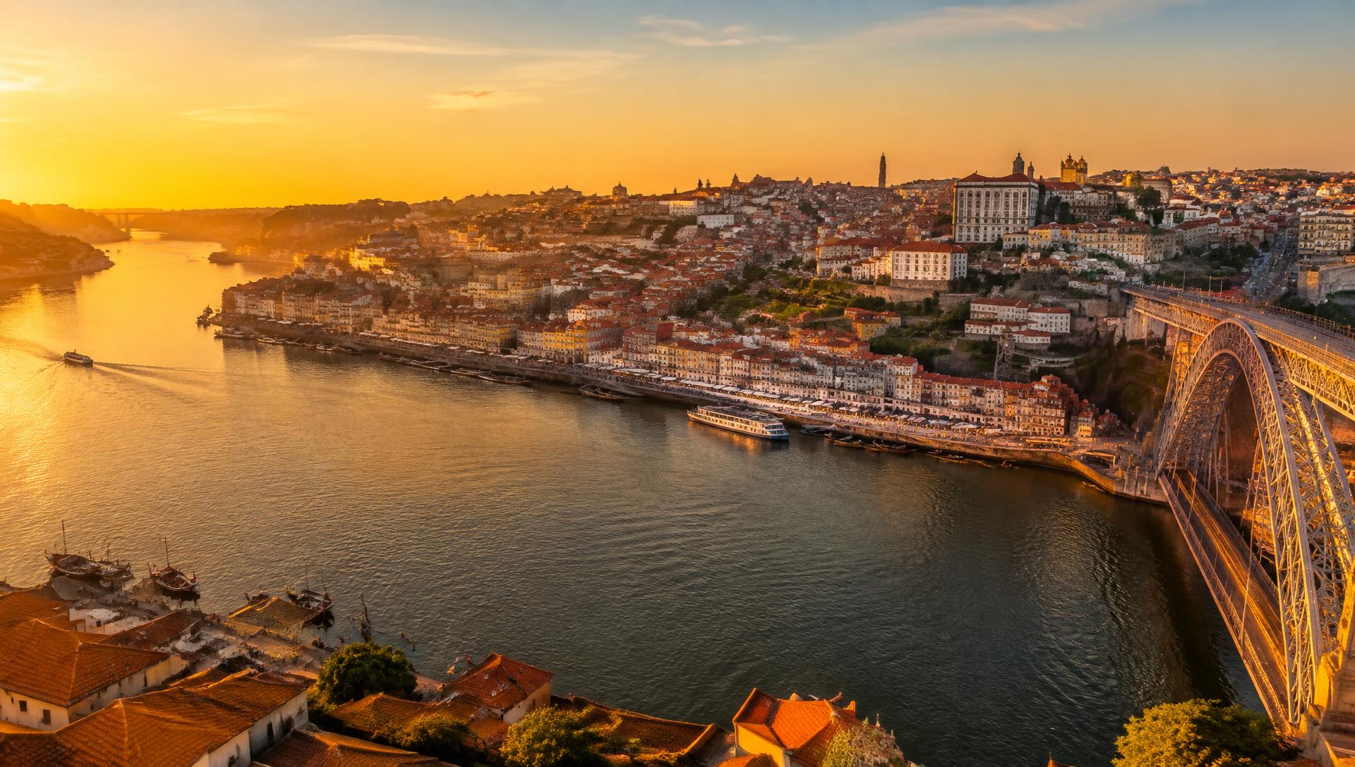 Vista sobre o Porto e o rio Douro